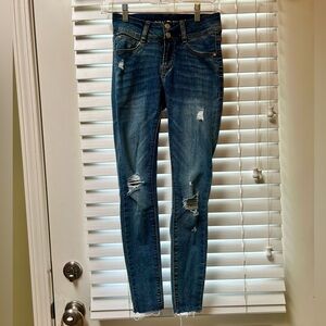 Wallflower Curvy Fit Cropped Skinny Jeans